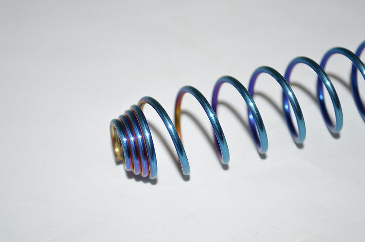 リアブレーキリターンスプリング チタンブルー シグナスX BW'S