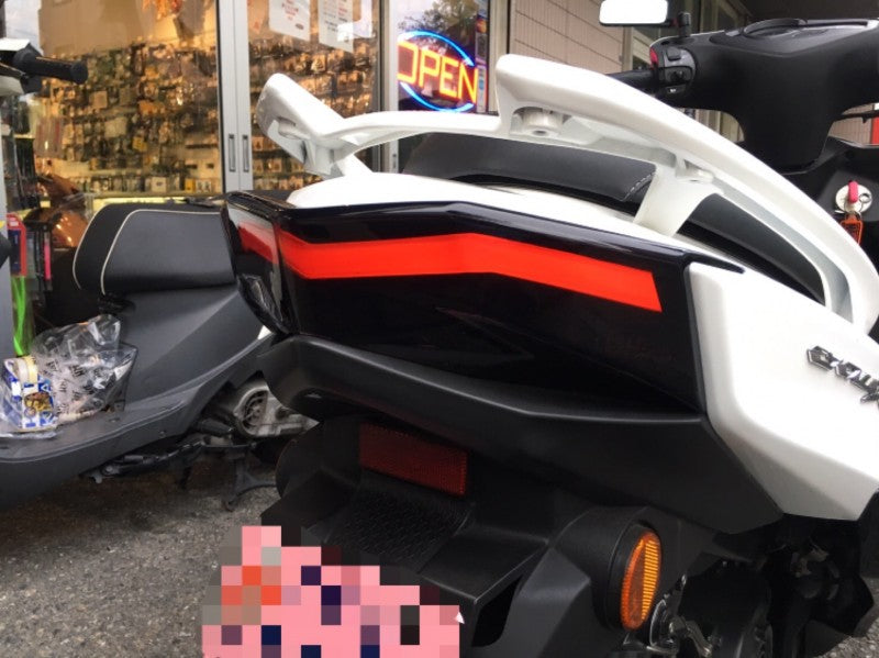 テールライトカバー スモーク シグナスX4型