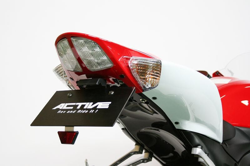 GSX-R600 Fender Eliminator Kit Black with LED License Plate Light