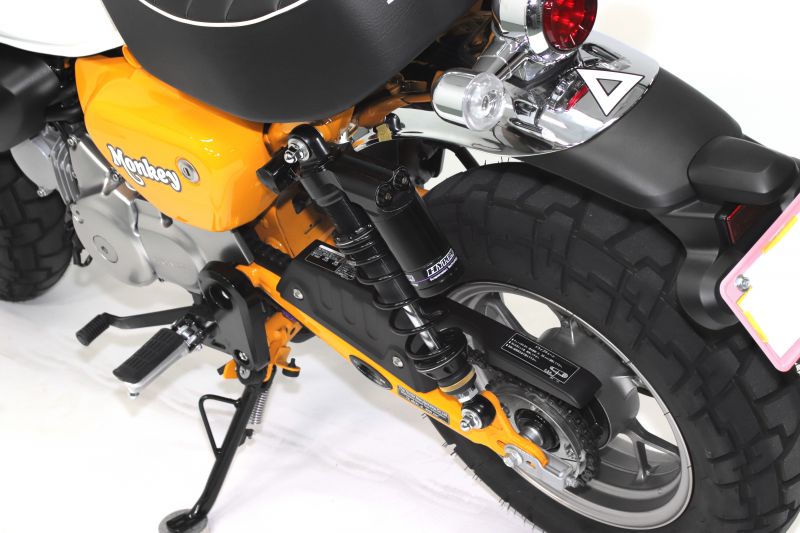 Street Box 367 Piggyback Twin Shock Monkey 125
