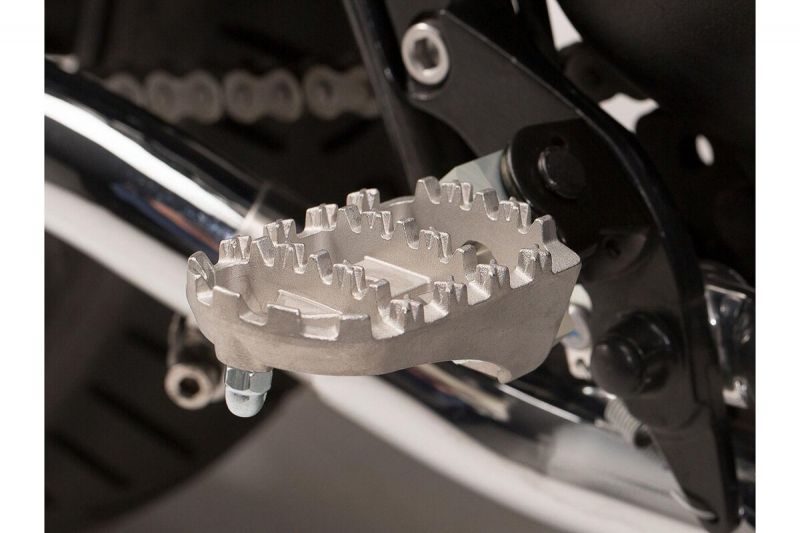 ION Footrest Kit Bonneville Scrambler