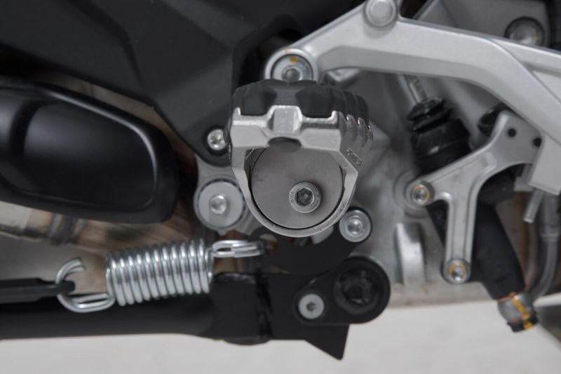 EVO フットレストキット ムルティストラーダV4