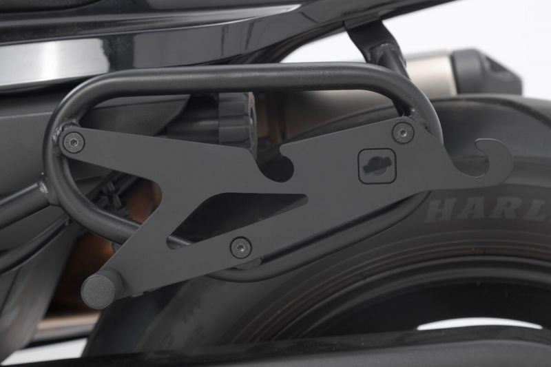 SLH Adapter Plate for SLC Side Carrier, Left, Black, Universal