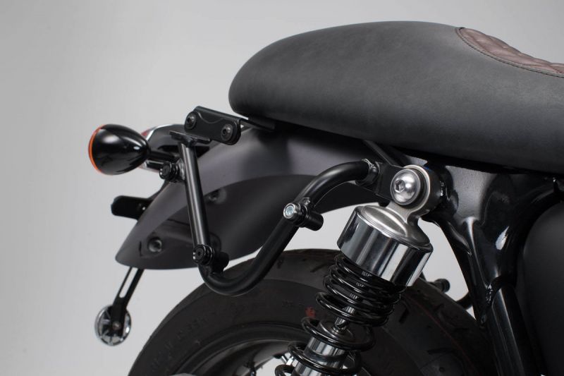 Adapter for SLC Side Carrier Left Bonneville T100/120