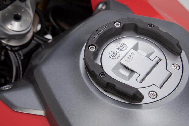 PRO Tank Ring 6-Hole MV Agusta Triumph