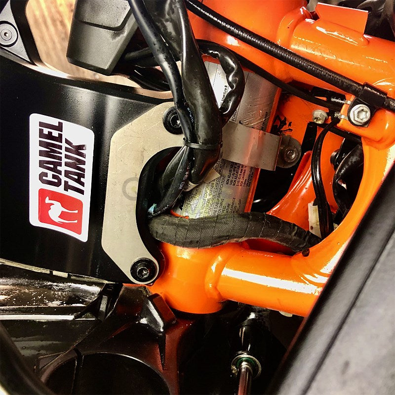 ネックブレース ブラック KTM 790/890