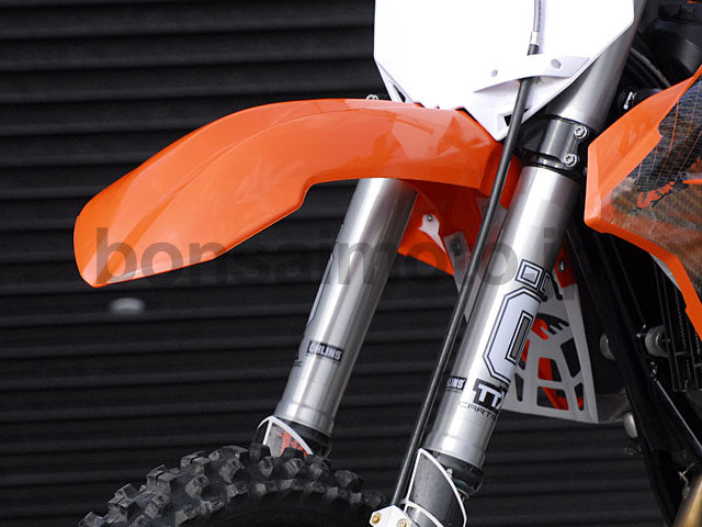 ベンティッド フロントフェンダー オレンジ SX125-525 EXC/XC200-530