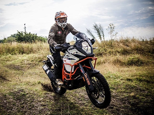 アッパークラッシュバー ブラック KTM 1090