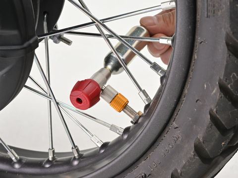 パンク修理キット(チューブタイヤ用)