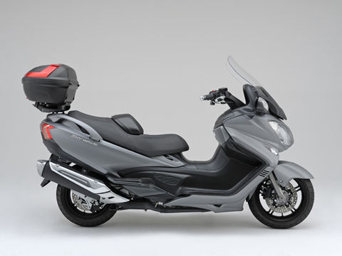 GIVI SR3104MM スペシャルキャリア SKYWAVE スカイウェイブ650