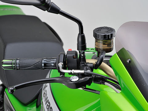 NISSIN ラジアルブレーキマスターシリンダー 縦型Φ19 ブラック/シルバーレバー スモークタンク