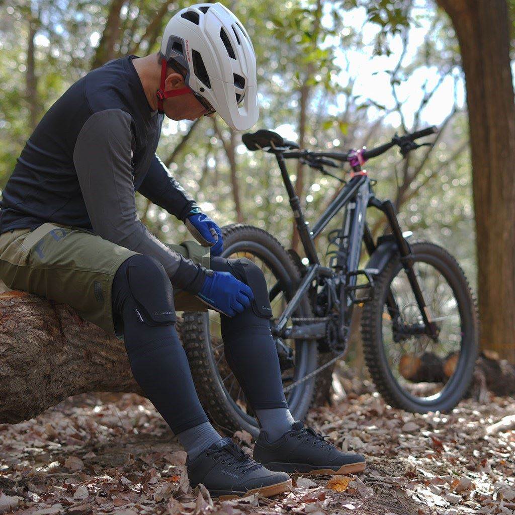 ベイシスガード ニー