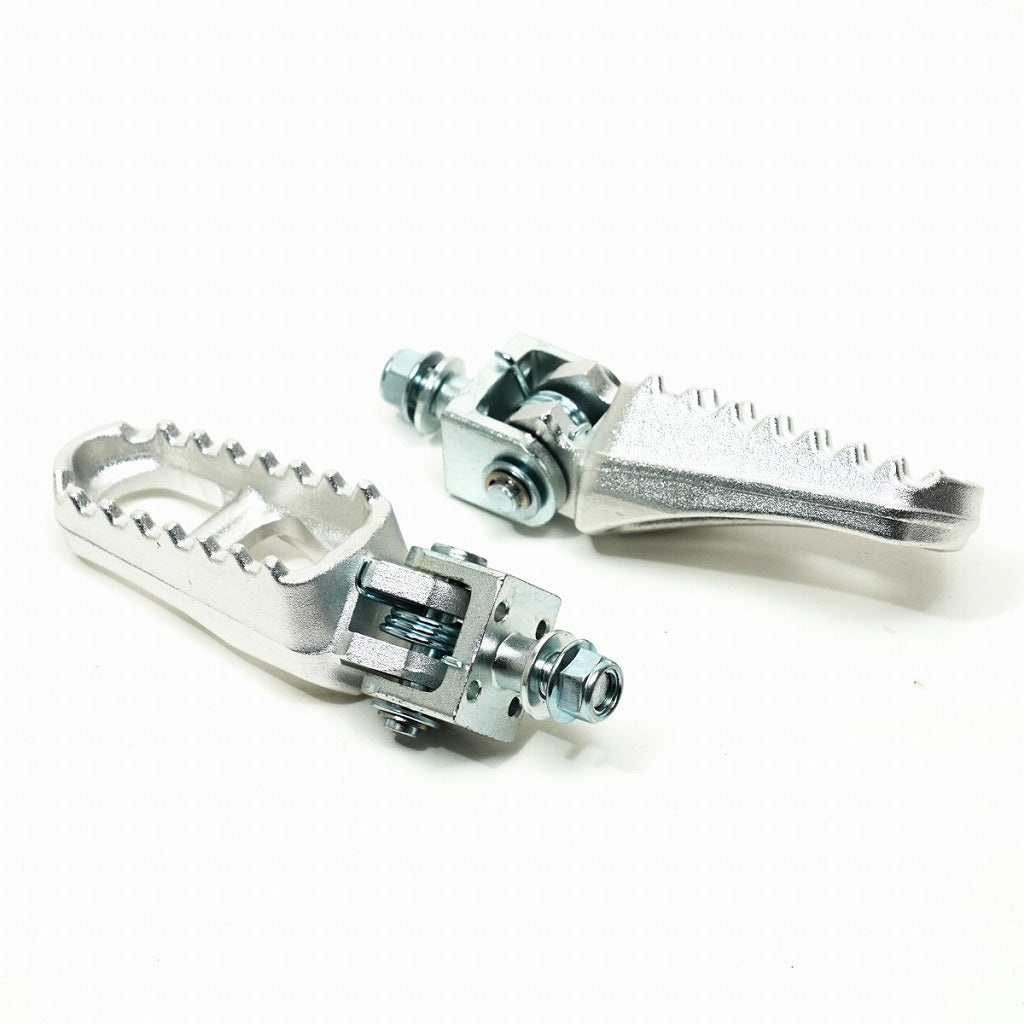 Footpegs for Woof