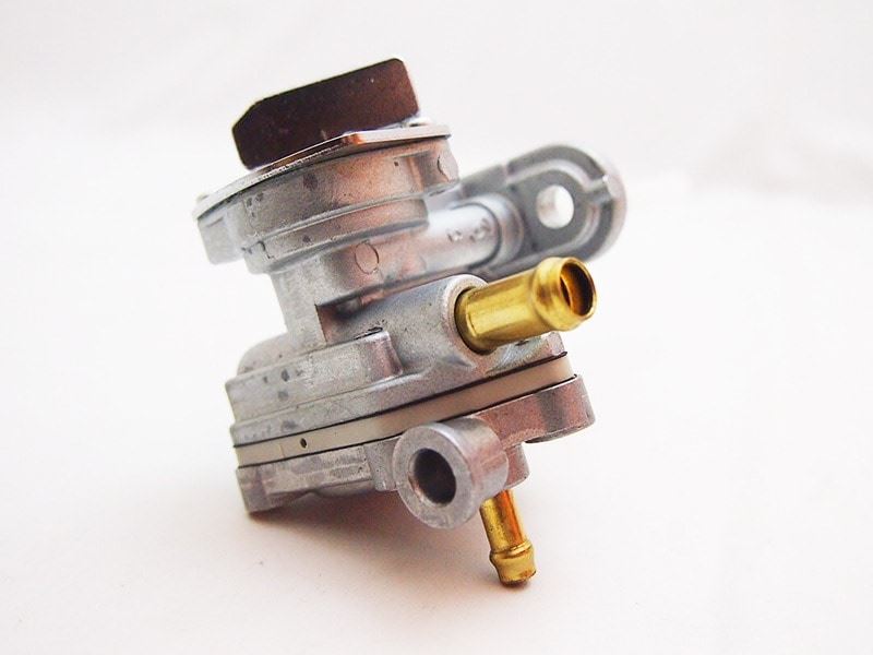 FUEL COCK ASSY ZEPHYR750