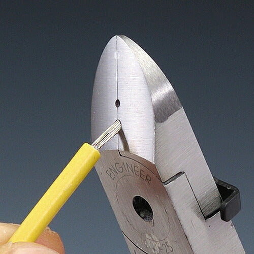 強力ニッパー サイズ:54X130X8mm 材質:S55C 刃部硬度:HRC58±4 切断能力:銅線φ2.6