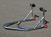 【アウトレット】 フルアジャスタブルキャスタースタンド メッキ ラバーアーム