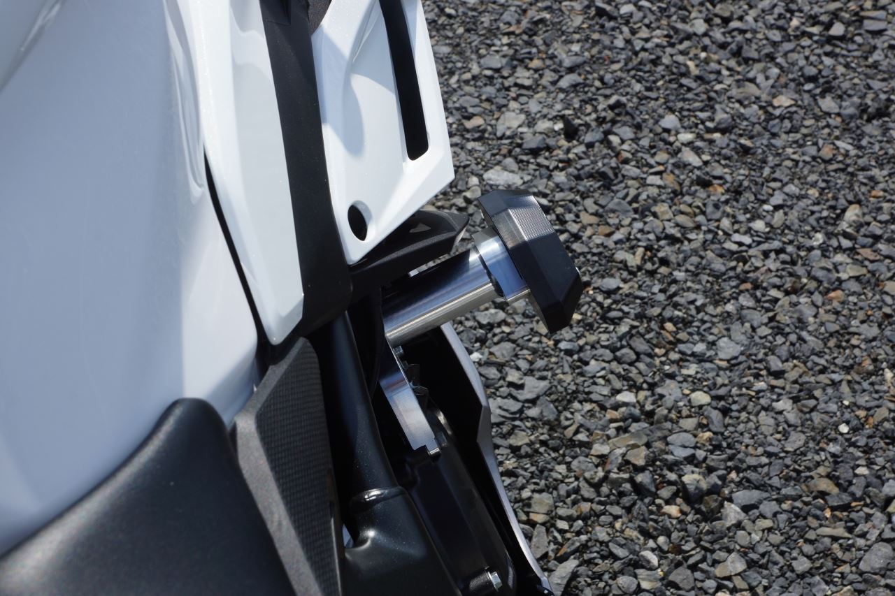 GILD DESIGN (ギルドデザイン) エンジンガード CBR250RR(MC51)