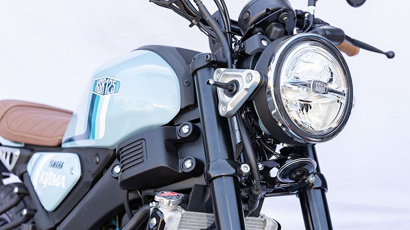 ヘッドライトリム スチール クロームメッキ XSR125/155