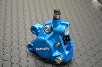 2POTキャリパー 対向キャリパー 鋳造キャリパー (ライトブルー)