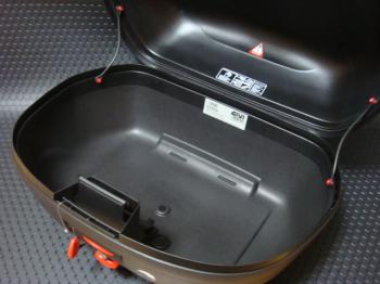 GIVI リアBOX 45リットル (E450N-S) ハイストップランプ付