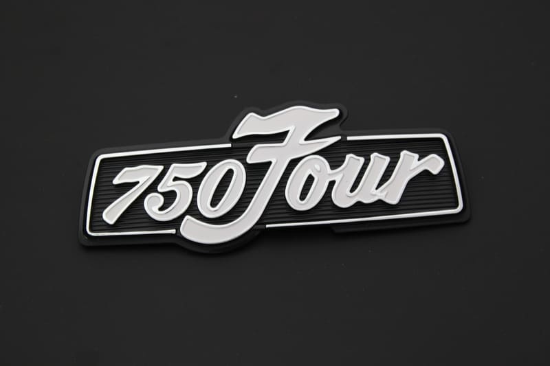 750FOUR side cover emblem, left and right common, 1 pc. for CB750K3-K6