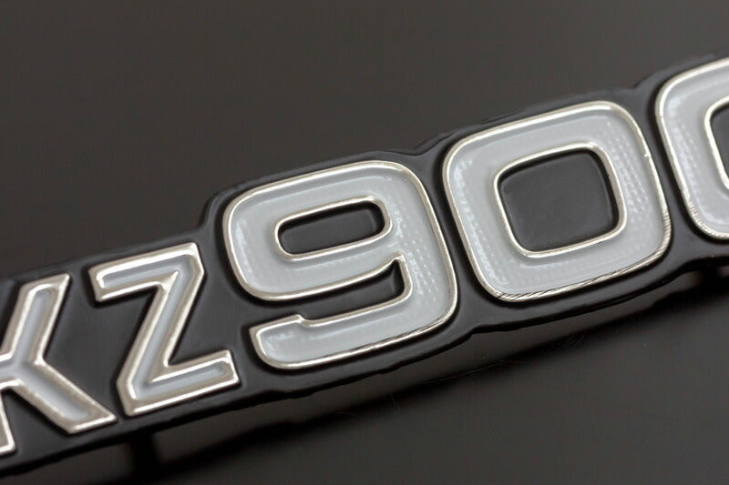 サイドカバーエンブレム KZ900 左右共通 1枚入