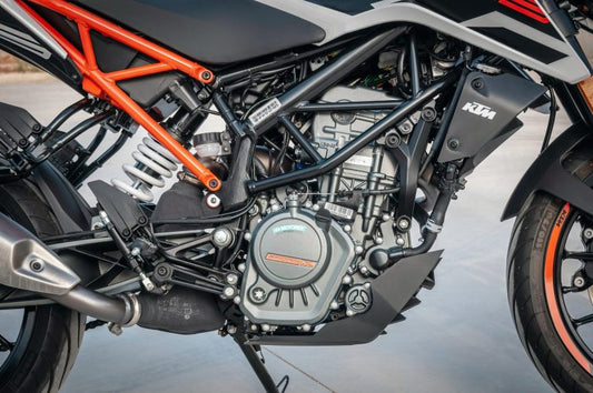 バイクの排気漏れは放置すると大きなデメリットに！症状の確認方法と修理方法を解説！