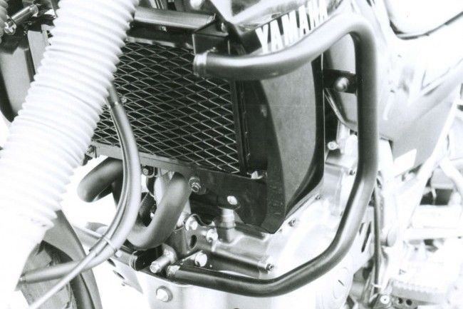 エンジンガード ブラック XTZ660 テネレ