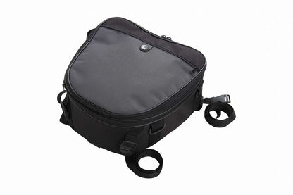 リアバッグ SMALL SPORT STAR/スモールスポーツスター ブラック 18-28L 汎用