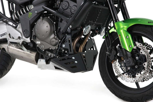 スキッドプレート ブラック/シルバー ヴェルシス650