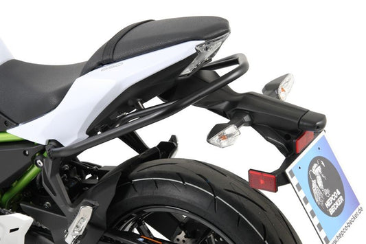 リアガード ブラック Z650