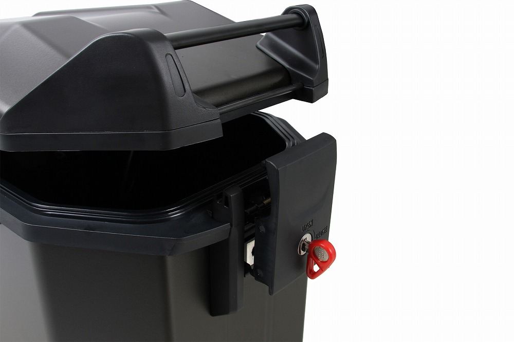 サイドケース XCEED/エクシード ジェットブラック 38L 左側