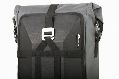 リアバッグ XTRAVEL/Xトラベル ブラック 23-30L 汎用