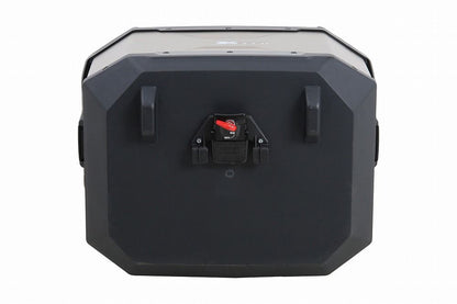 トップケース XCEED/エクシード チタンカラー 45L