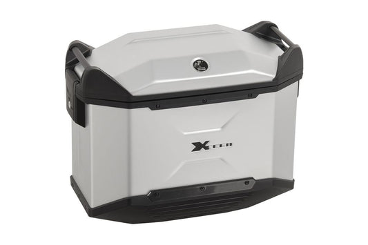 サイドケース XCEED/エクシード シルバー 38L 左側