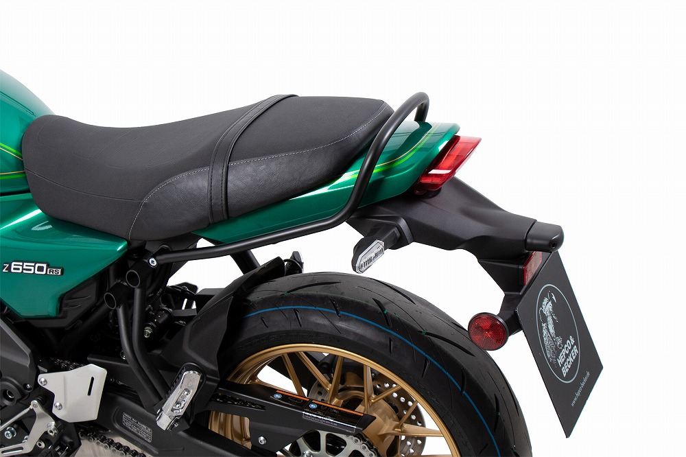 グラブバー ブラック Z650RS