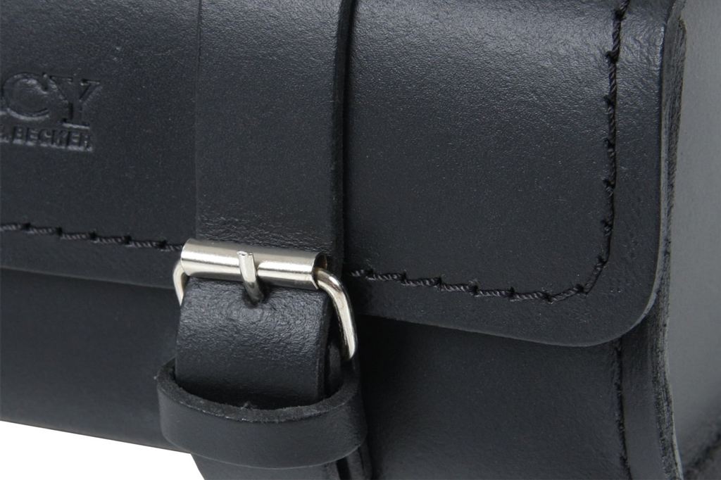 リアバッグ LEGACY/レガシー ブラック 4L