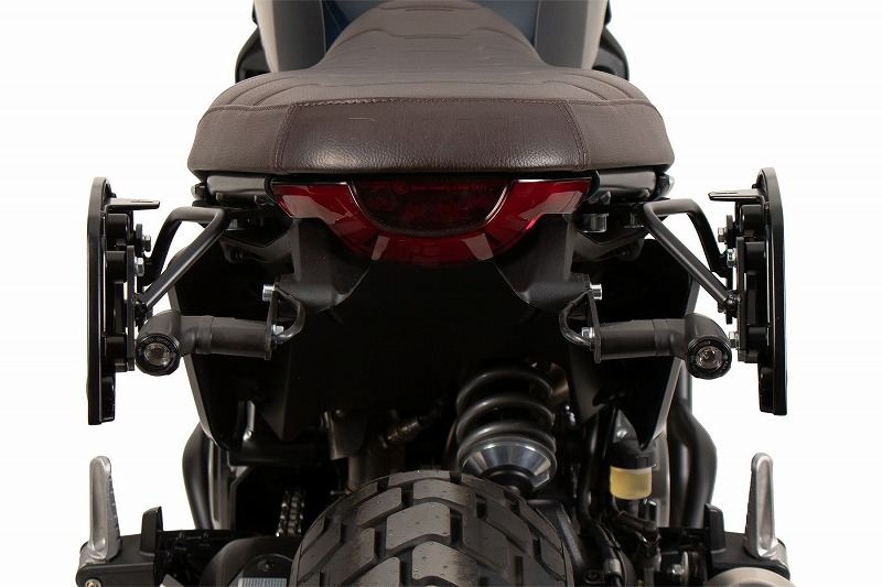 C-Bowサイドキャリア ブラック スクランブラー800