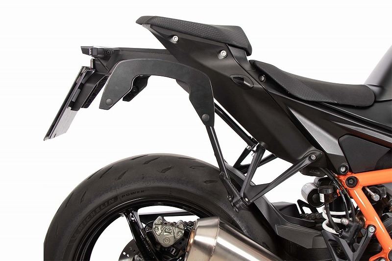 C-Bowサイドキャリア ブラック 1390スーパーデュークR