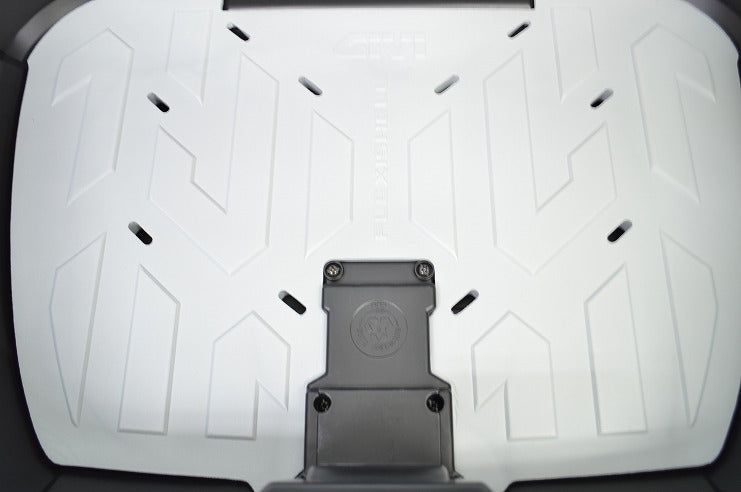 GIVI リアBOX 43L