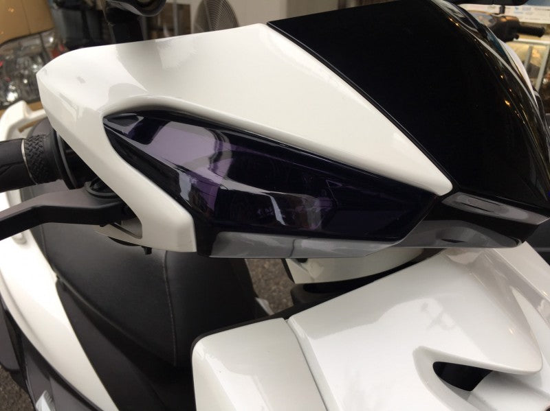 フロントウインカーカバー スモーク シグナスX4型