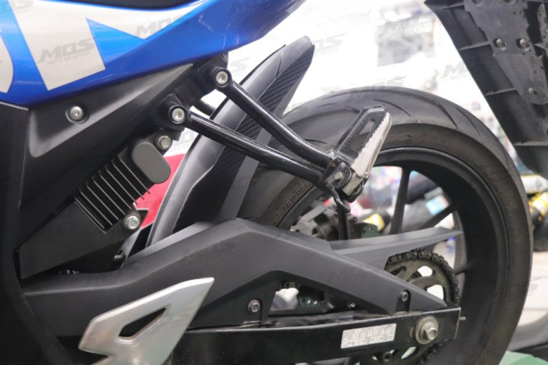 MOS カーボンルック リアフェンダー GSX-R125/150 GSX-S125/150