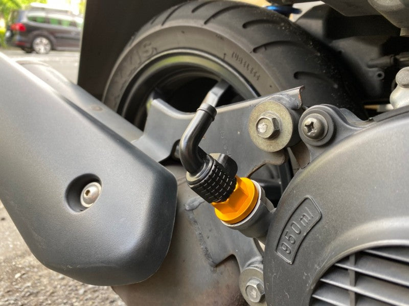 UmaRacing 90-Degree Oil Breather Attachment A Gold Cygnus PCX Monkey Grom APE Cub Zoomer