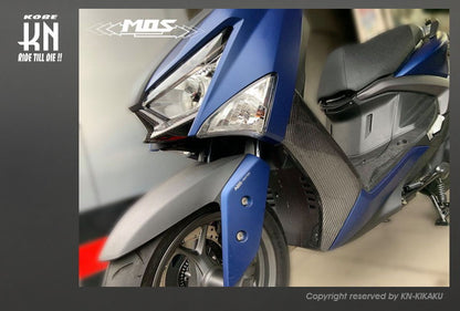 MOS カーボンフロントサイドカバー シグナス6型GRYPHUS