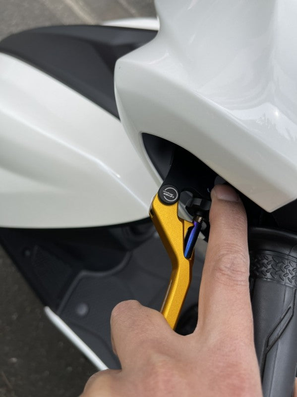 AR APEXX 調整式ブレーキレバー ブルー 左右セット シグナスグリファス6型台湾仕様/UBS車専用