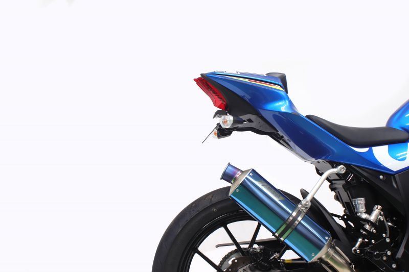 フェンダーレスキット LEDナンバー灯付き ブラック GSX-R125/S125