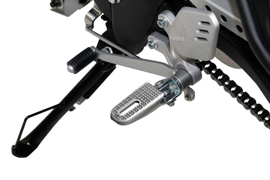 ワイドステップバー シルバー SUZUKI系-2 SV650 16-22/SV650X 18-22/HAYABUSA 22-23