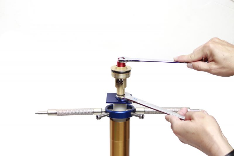 Spring Disassembly Tool for Inverted Forks - Compatible with M10/M12 P1.00 Rods