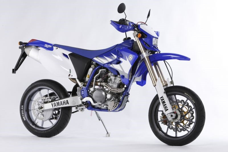 リアホイール TYPE-R Gコート リムセンター5mmオフセット ソリッドホワイト 450-17 1本入 WR250F 02-05