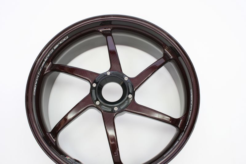 リアホイール TYPE-D キャンディレッドコート チタンボルト ブラック 600-17 1本入 DUCATI 1098/1198/1199/1299/PANIGALE V4